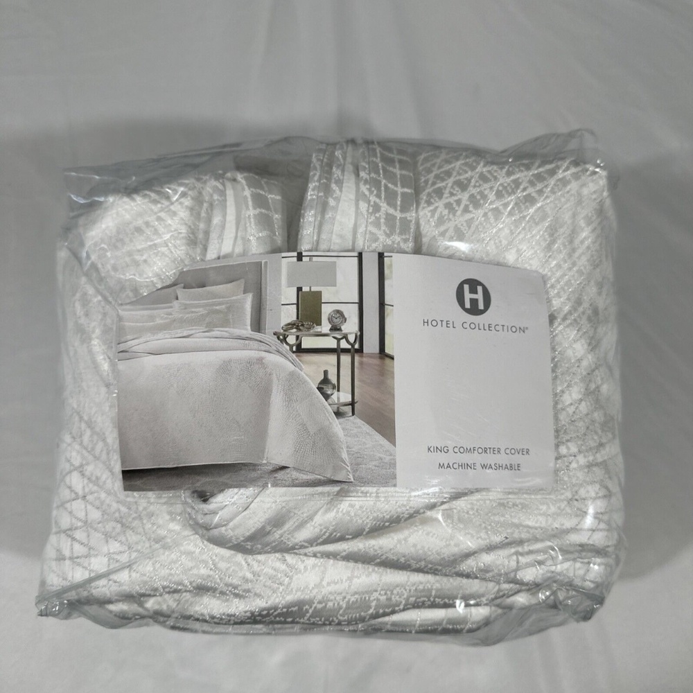 NIB $465 [ King Duvet Cover ]‎ Hotel Collection Diamond Lattice Fresh White